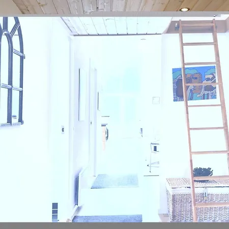 بيت للعطل Lyngshuse Xi *