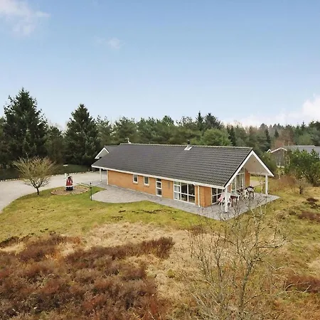 7 Bedroom Stunning In Herning Kolkaer